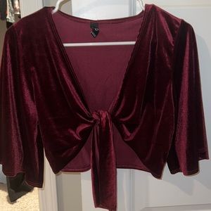 BEAUTIFUL GOING OUT TOP!